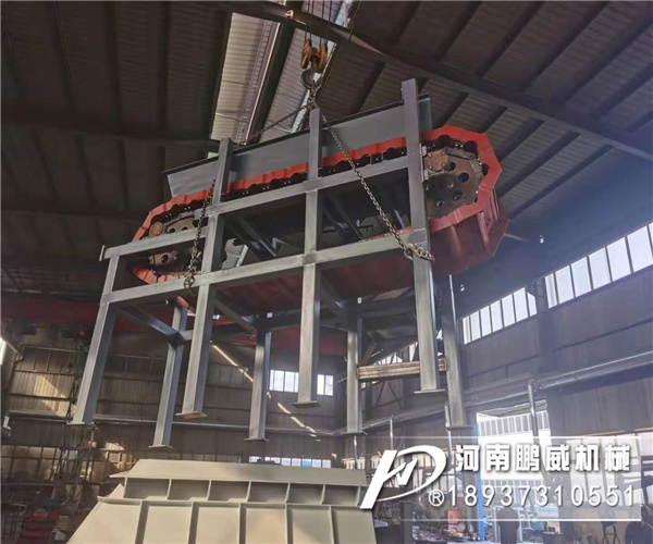 發(fā)貨通知：鄭州李總鱗板輸送機(jī)已經(jīng)調(diào)試完裝車發(fā)貨