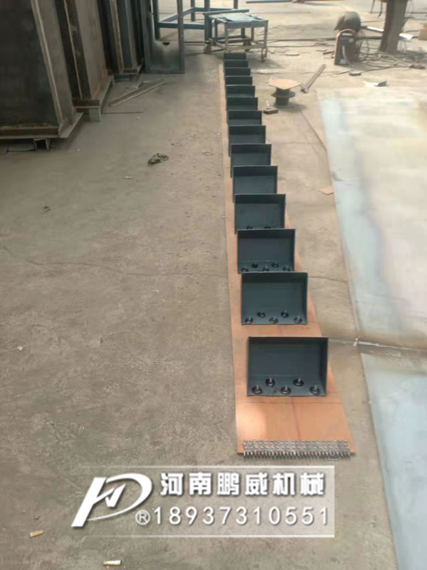 ne板鏈斗式提升機鏈條料斗怎么樣更換？