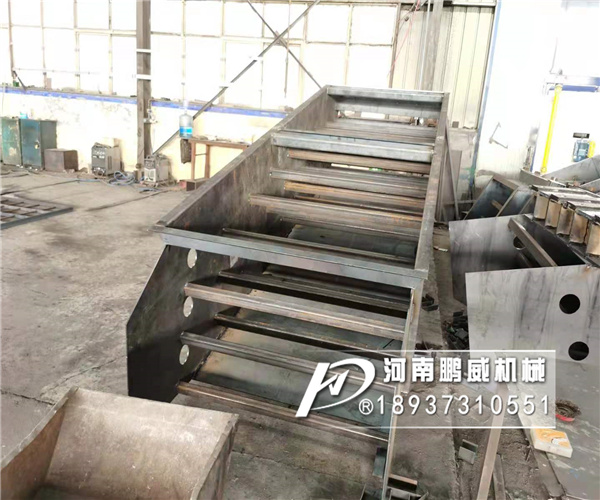 生產現場：1530概率篩分機正在加班生產中