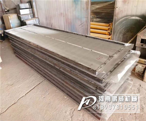 濕度較高的砂石生使用直線振動篩篩分會有什么影響？