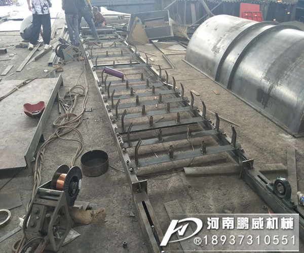 移動傾角皮帶輸送機(jī)