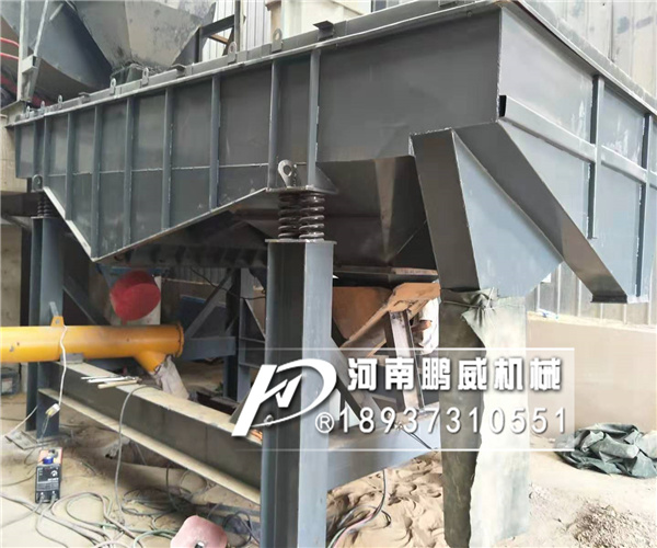 1840石英砂直線振動篩使用現場