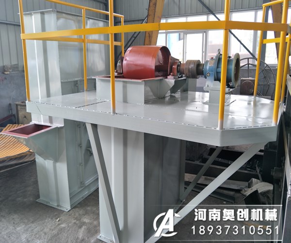 NE板鏈?zhǔn)教嵘龣C