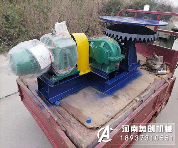 圓盤給料機(jī)的工作原理及結(jié)構(gòu)形式