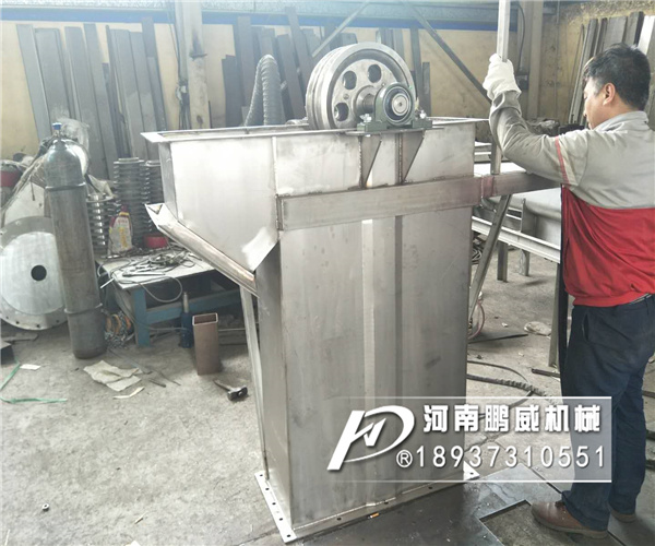 環(huán)鏈斗式提升機(jī)更換鏈條料斗步驟